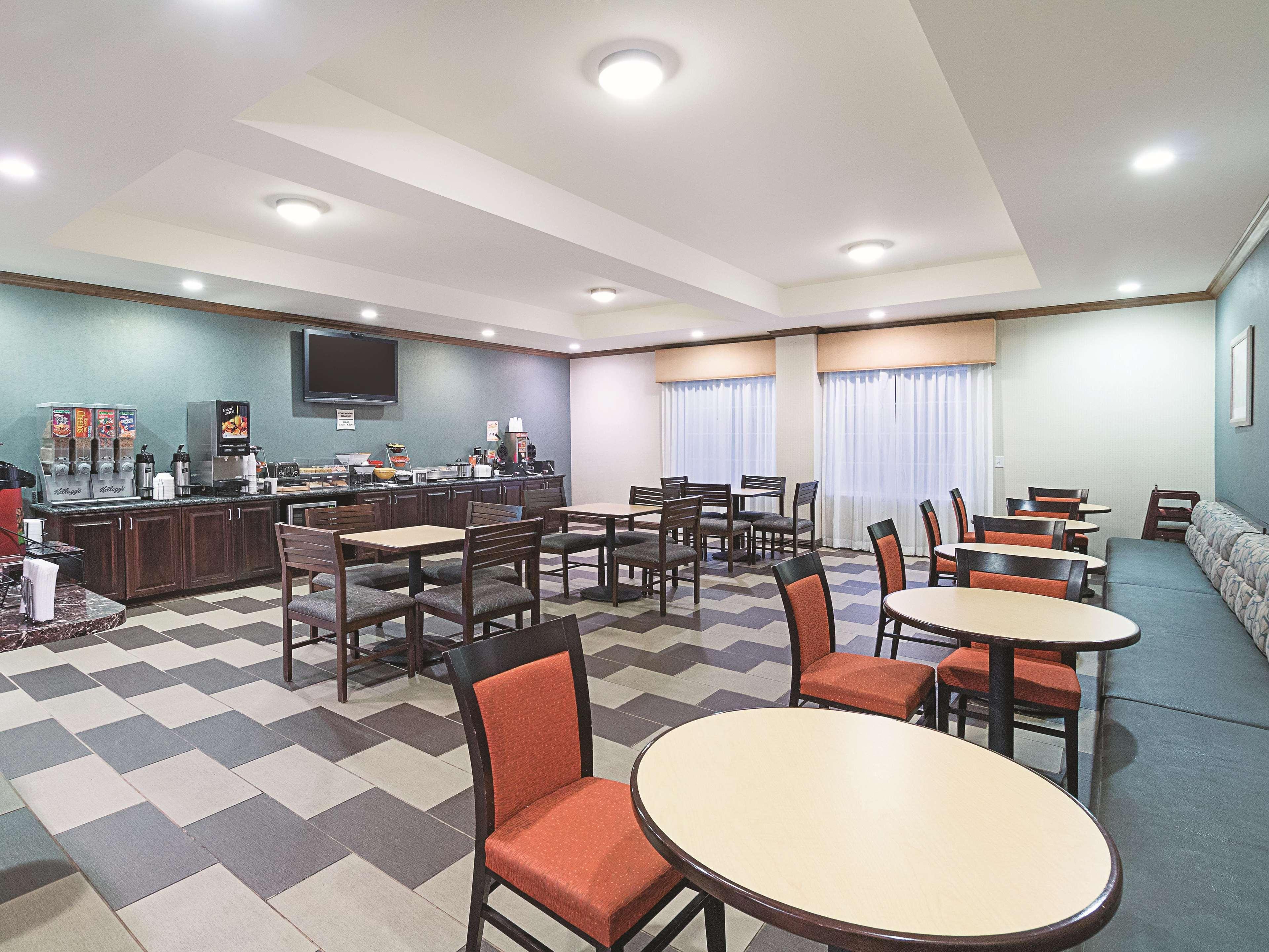 מלון La Quinta By Wyndham גלן רוז מראה חיצוני תמונה