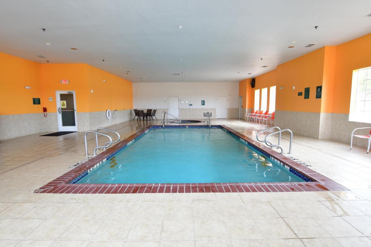 מלון La Quinta By Wyndham גלן רוז מראה חיצוני תמונה